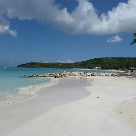 Buccaneer Beach Club Dickenson Bay ภายนอก รูปภาพ