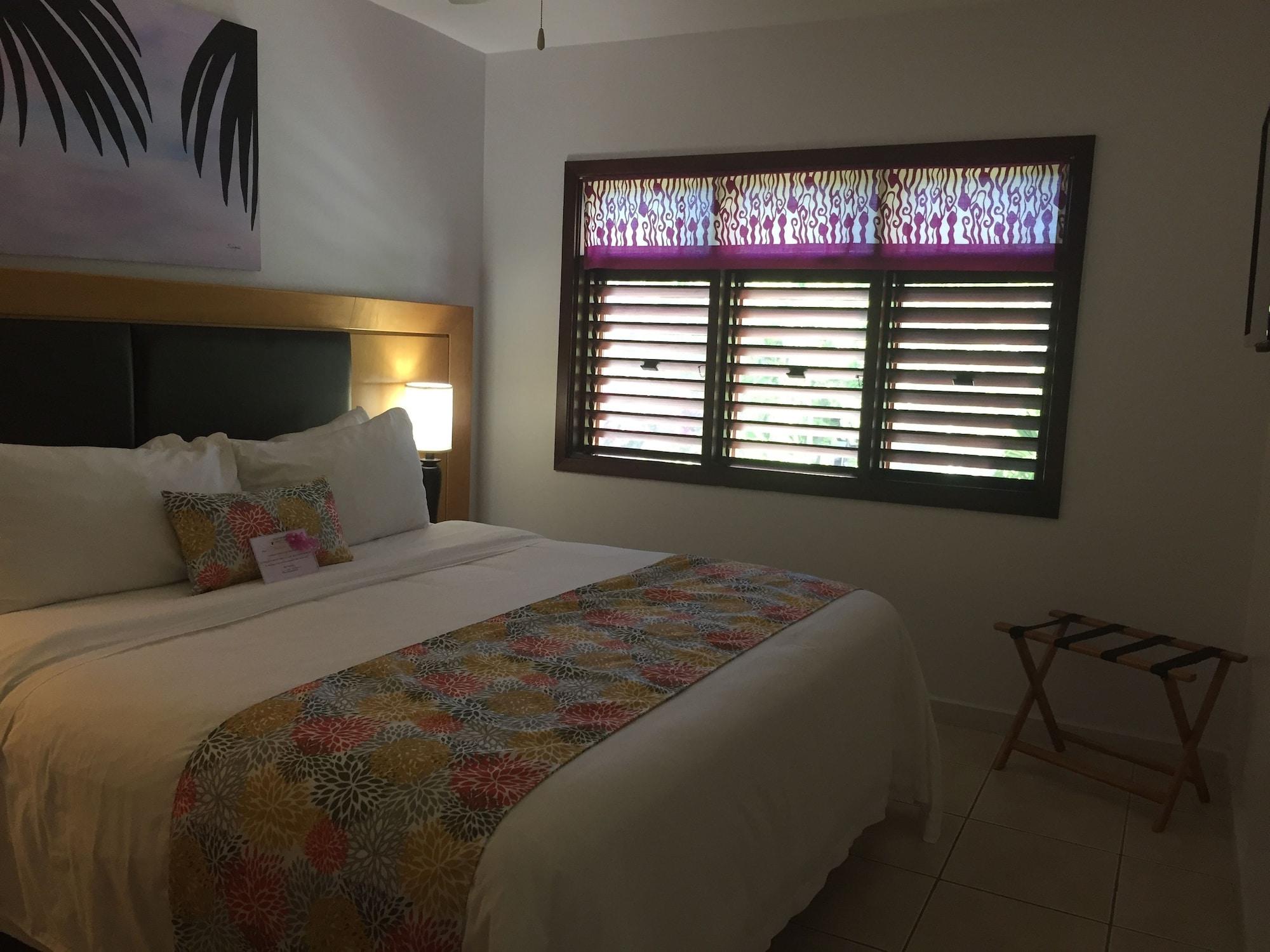 Buccaneer Beach Club Dickenson Bay ภายนอก รูปภาพ