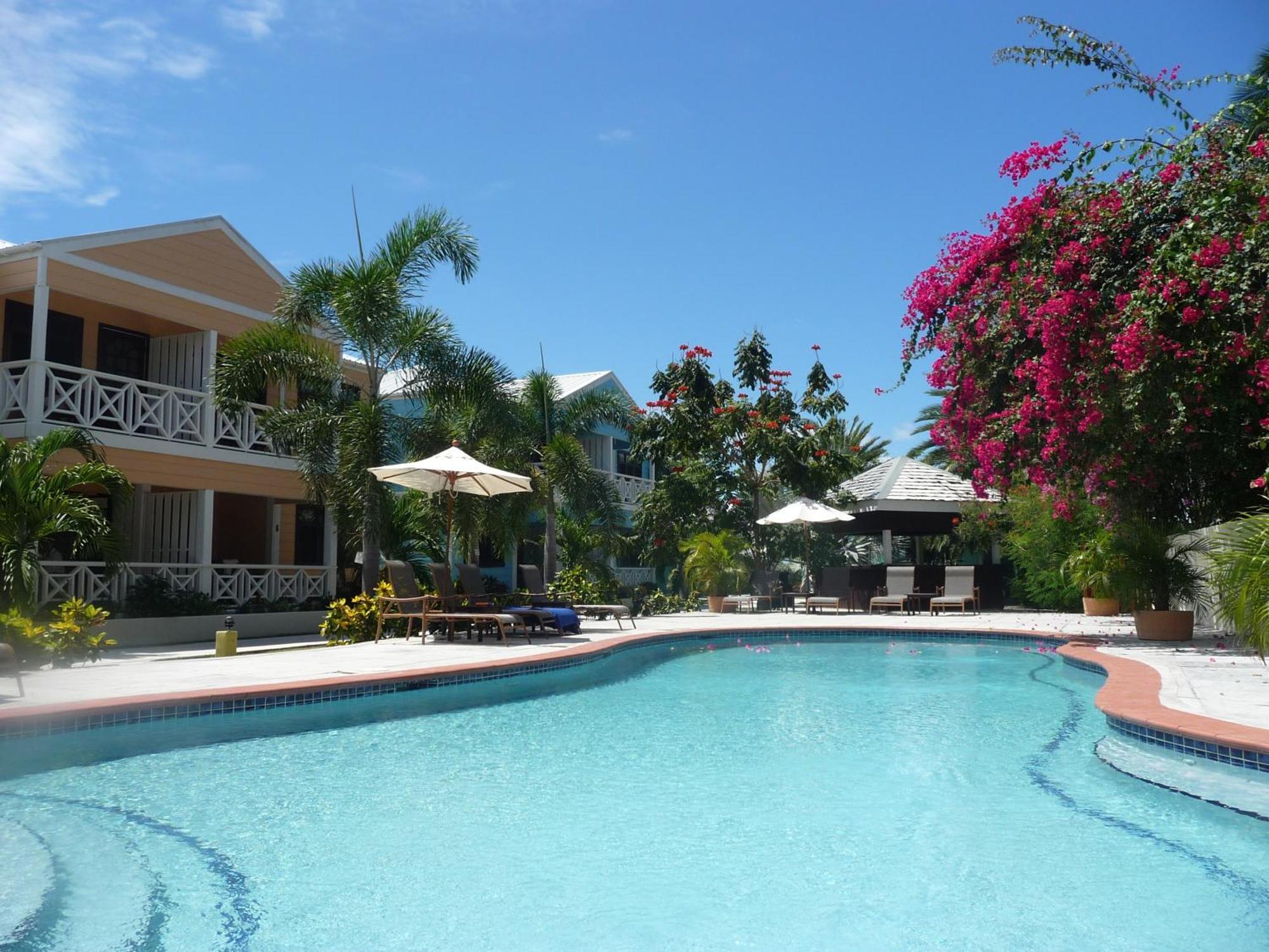 Buccaneer Beach Club Dickenson Bay ภายนอก รูปภาพ