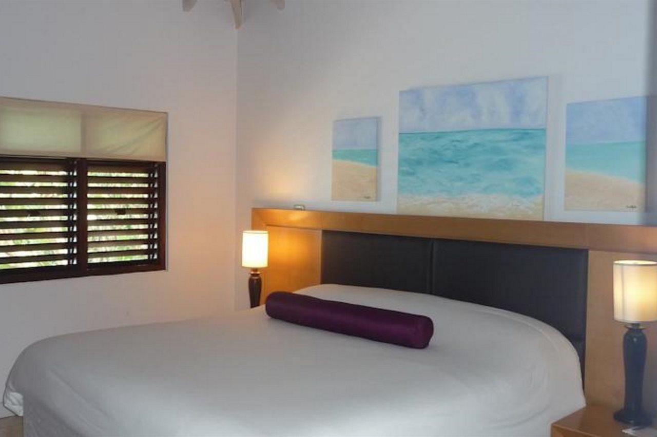 Buccaneer Beach Club Dickenson Bay ภายนอก รูปภาพ