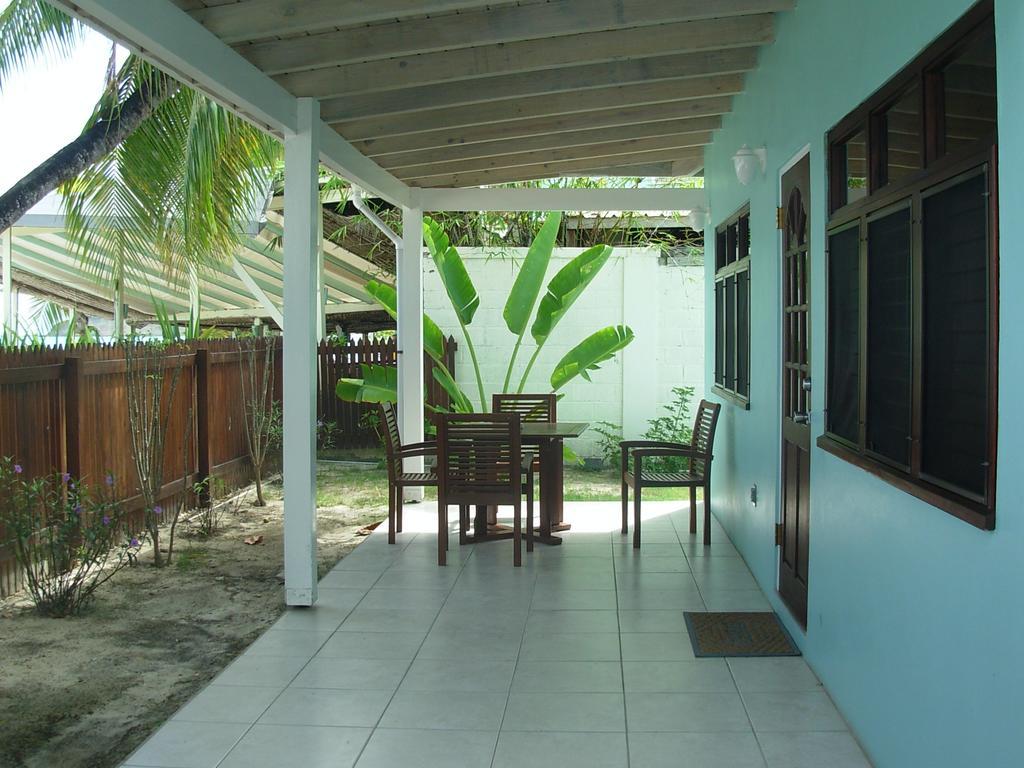 Buccaneer Beach Club Dickenson Bay ภายนอก รูปภาพ