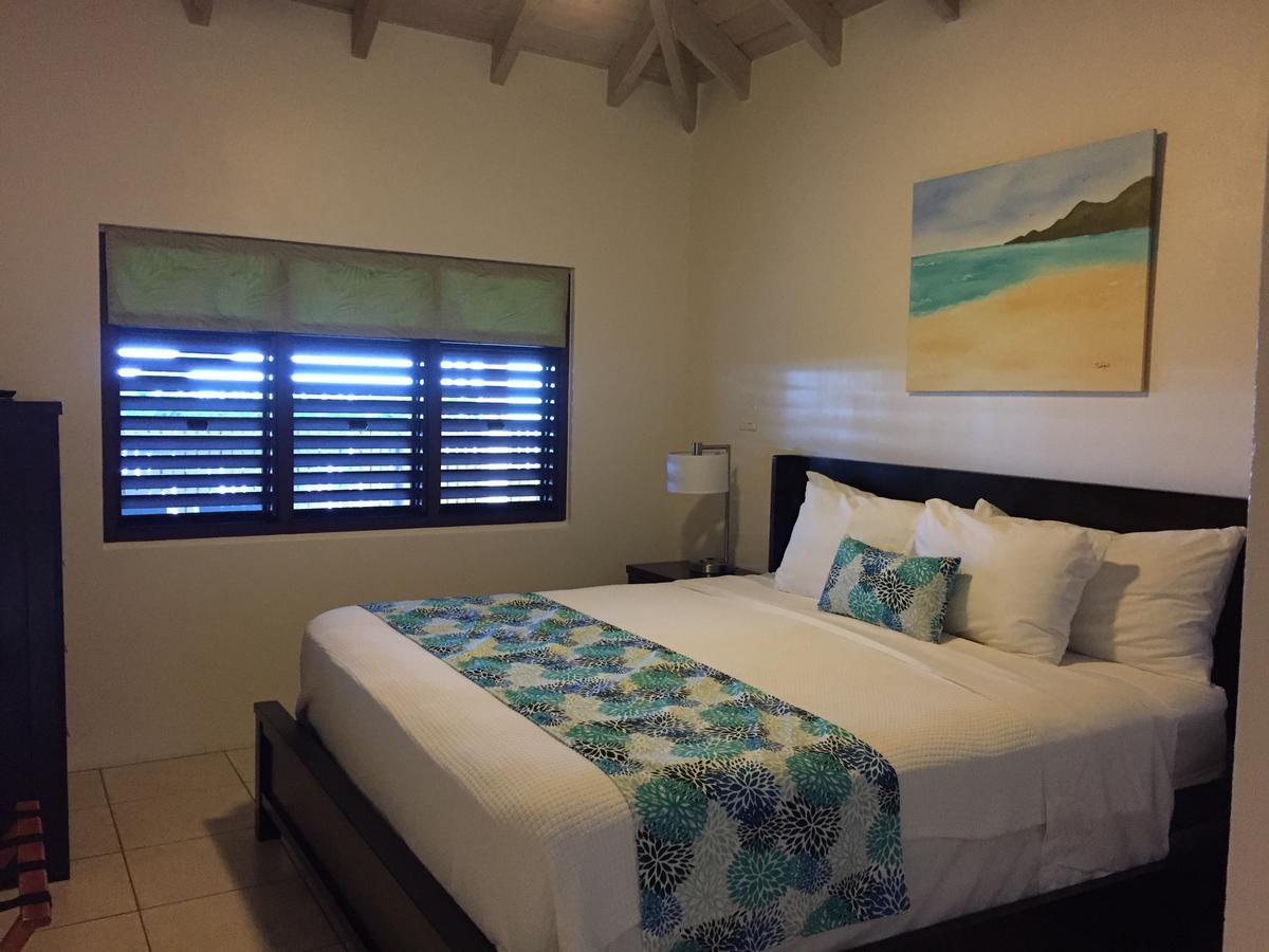 Buccaneer Beach Club Dickenson Bay ภายนอก รูปภาพ